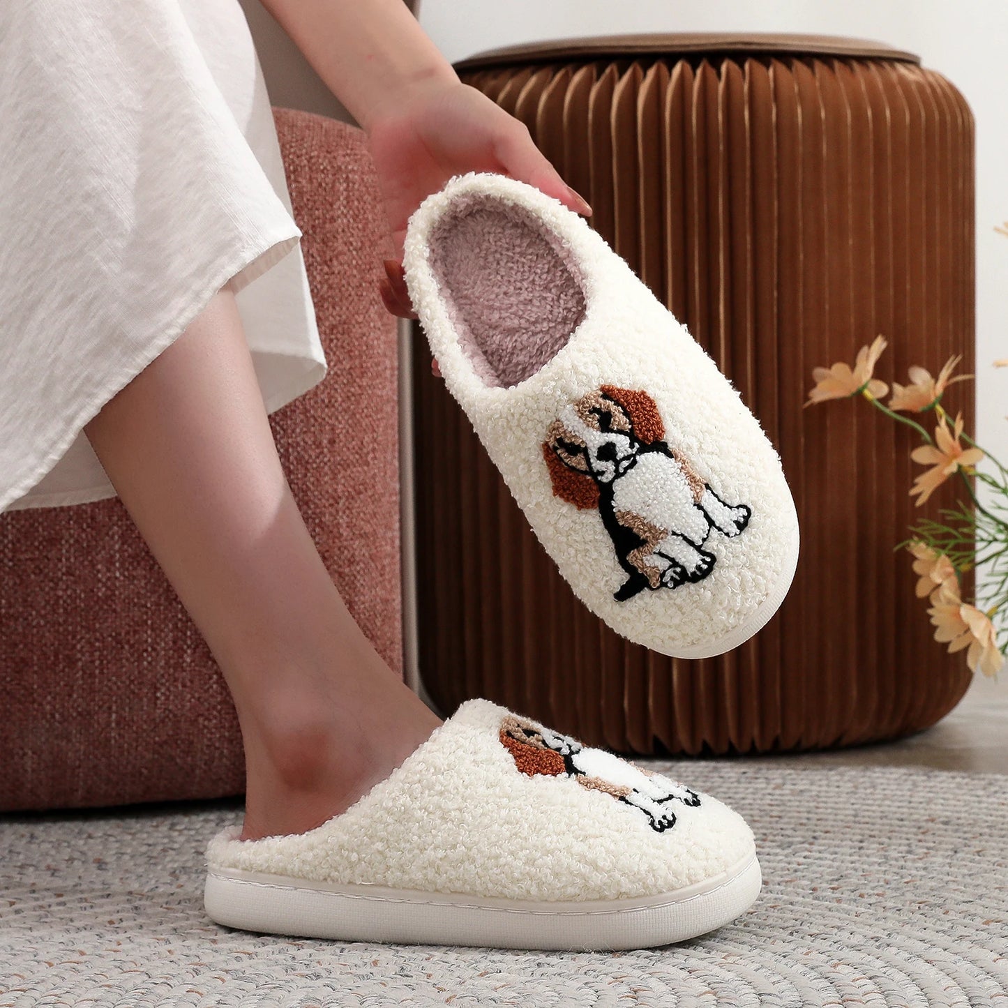 🐾 Beagle Slippers – Cozy Comfort with a Tail-Wagging Twist